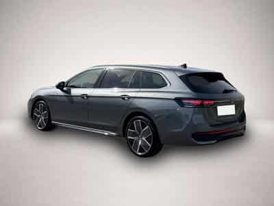 VW Passat (2025) - Photo 4