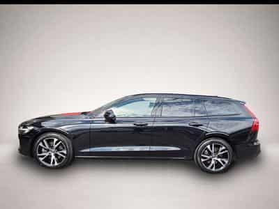 Volvo V60 (2025) - Photo 3