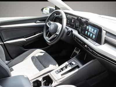 VW Golf (2024) - Photo 6
