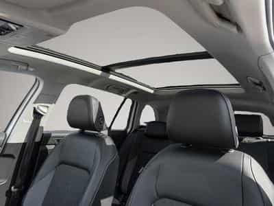 VW Golf (2025) - Photo 6