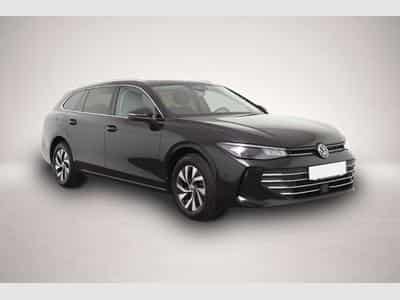 VW Passat (2025) - Photo 4