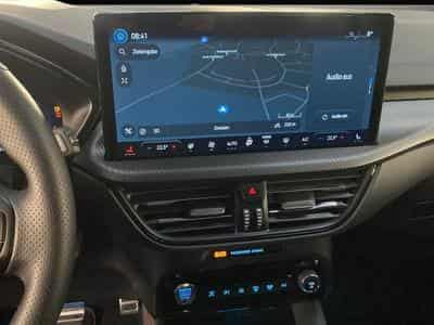 Ford Kuga (2025) - Photo 4