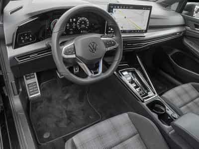 VW Golf (2025) - Photo 7