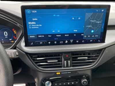 Ford Kuga (2025) - Photo 4