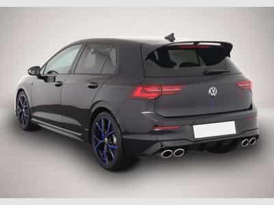 VW Golf (2023) - Photo 3