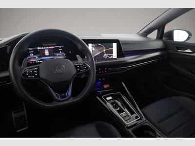 VW Golf (2023) - Photo 6
