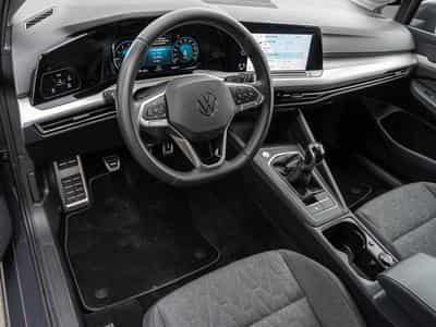 VW Golf (2024) - Photo 7