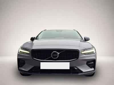 Volvo V60 (2025) - Photo 3