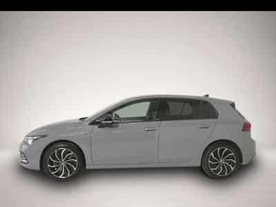 VW Golf (2024) - Photo 3