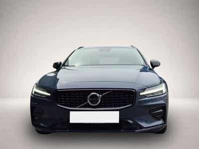 Volvo V60 (2025) - Photo 3
