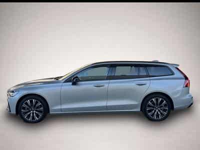 Volvo V60 (2024) - Photo 2