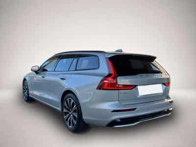 Volvo V60 (2024) - Photo 3