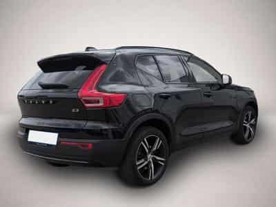 Volvo XC40 (2025) - Photo 2