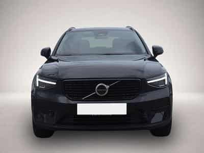 Volvo XC40 (2025) - Photo 3