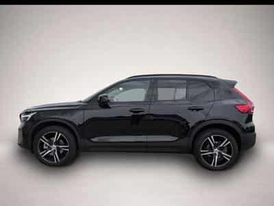 Volvo XC40 (2025) - Photo 4