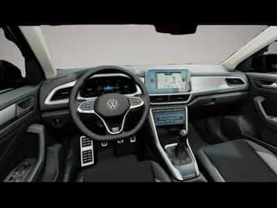 VW T-Roc (2024) - Photo 6