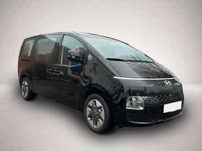 Hyundai Staria (2025) - Photo 2