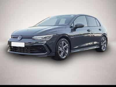 VW Golf (2024) - Photo 1