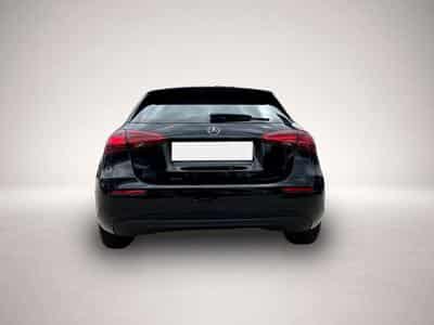 Mercedes 180 (2024) - Photo 3