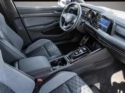 VW Golf (2024) - Photo 6
