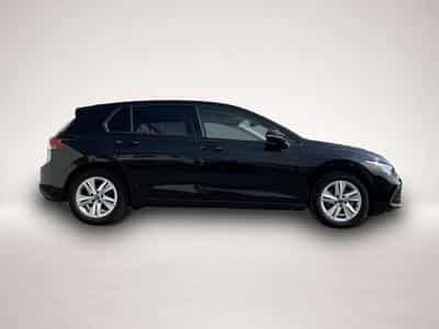 VW Golf (2023) - Photo 3