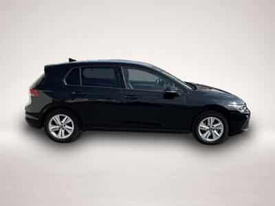 VW Golf (2023) - Photo 4
