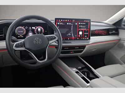 VW Passat (2025) - Photo 6