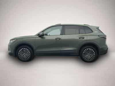 VW Tiguan (2025) - Photo 2