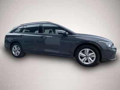 VW Golf (2023) - Photo 6