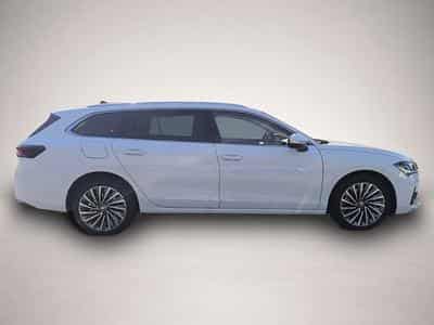 Skoda Superb (2024) - Photo 8
