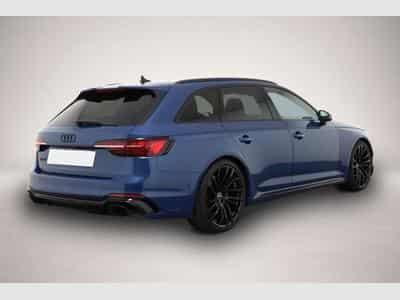 Audi RS4 (2023) - Photo 2