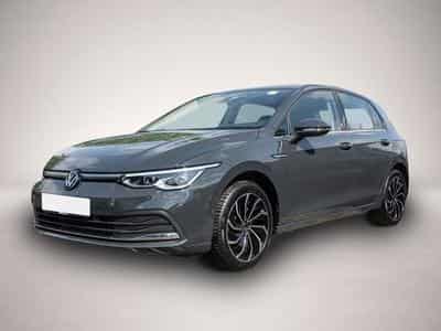 VW Golf (2024) - Photo 1