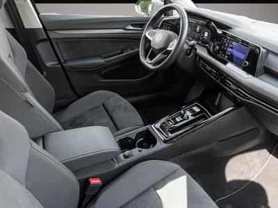 VW Golf (2024) - Photo 6