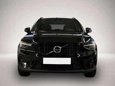 Volvo XC40 (2025) - Photo 3