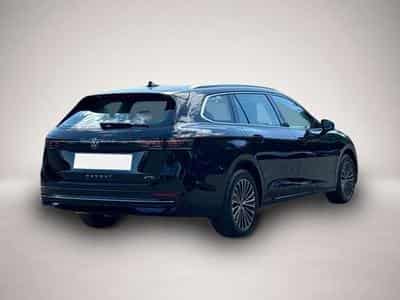 VW Passat (2025) - Photo 3