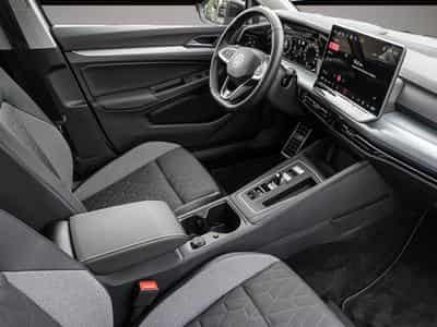 VW Golf (2025) - Photo 6