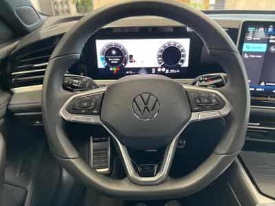 VW Passat (2025) - Photo 11