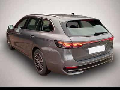 VW Passat (2025) - Photo 4