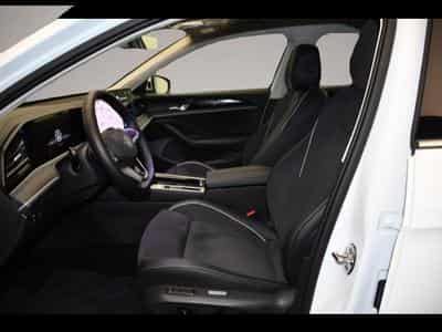 VW Passat (2025) - Photo 3