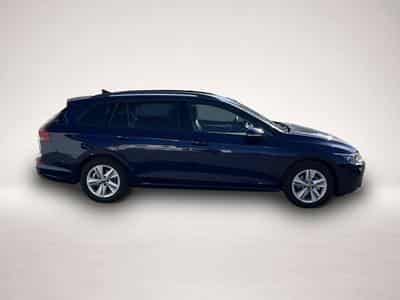 VW Golf (2023) - Photo 5