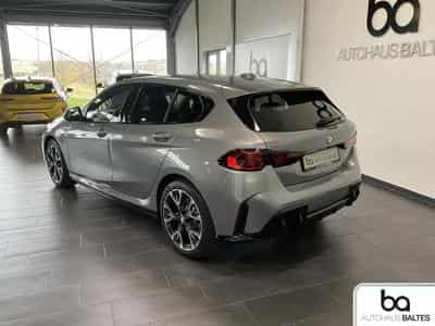 BMW 120 (2025) - Photo 4
