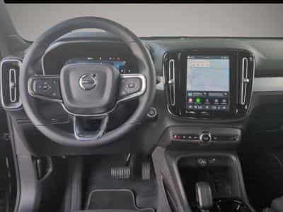 Volvo XC40 (2025) - Photo 8