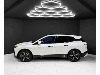 BMW iX 50 xDrive / M SPORT / HK / PANO / 360 (2023) - Photo 2
