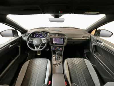 VW Tiguan R-Line+DSG+4M+Navi+Pano+Black-Style+Matrix-LED (2021) - Photo 2