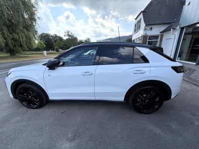 VW T-Roc R-Line 2026 ACC+CAMERA+EHK+SHZ+18”LM+LED PLUS (2026) - Photo 7