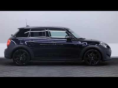 MINI Cooper 1.5 136cv Steptronic (2023) - Photo 4