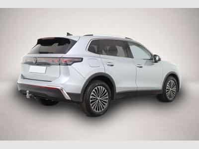 VW Tiguan (2025) - Photo 2
