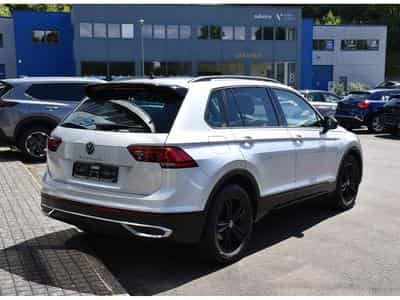 VW Tiguan 1.5 TSI Life DSG ACC TRAVEL SIDE HUD HARMAN ATT RMQ 1° MAIN (2022) - Photo 4