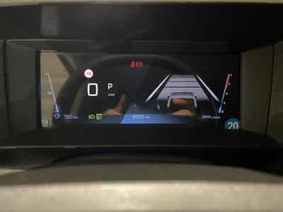 Peugeot Traveller 2.0 BlueHDi 130kW EAT8 (2025) - Photo 2