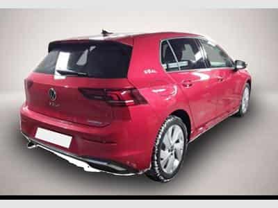 VW Golf (2025) - Photo 2